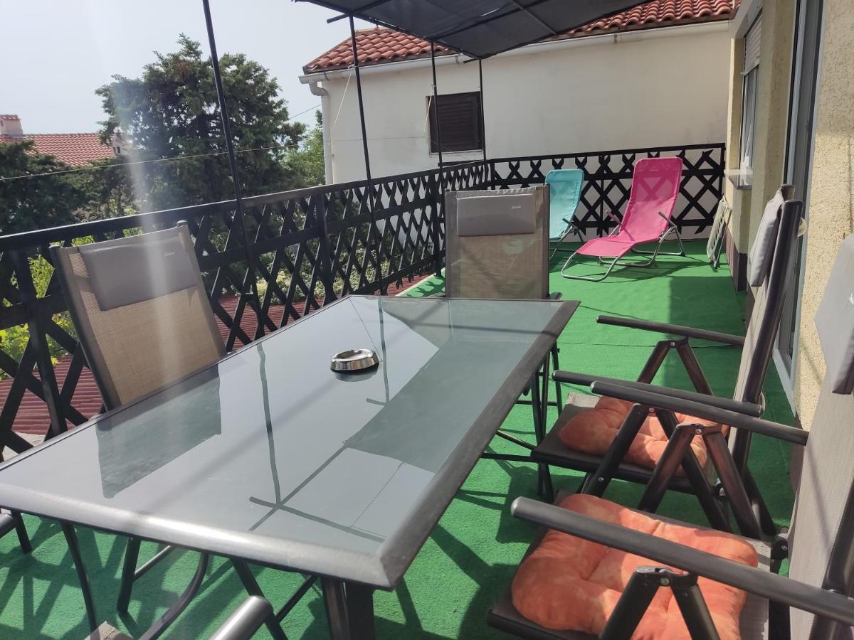 Apartment Teresa With Big Terrace Dramalj Crikvenica Ngoại thất bức ảnh